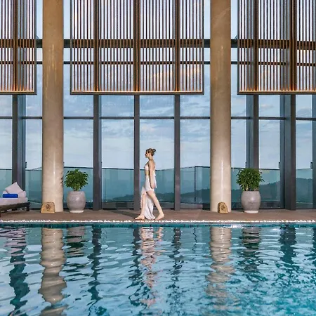 Radisson Blu Ha Long Bay Hotel