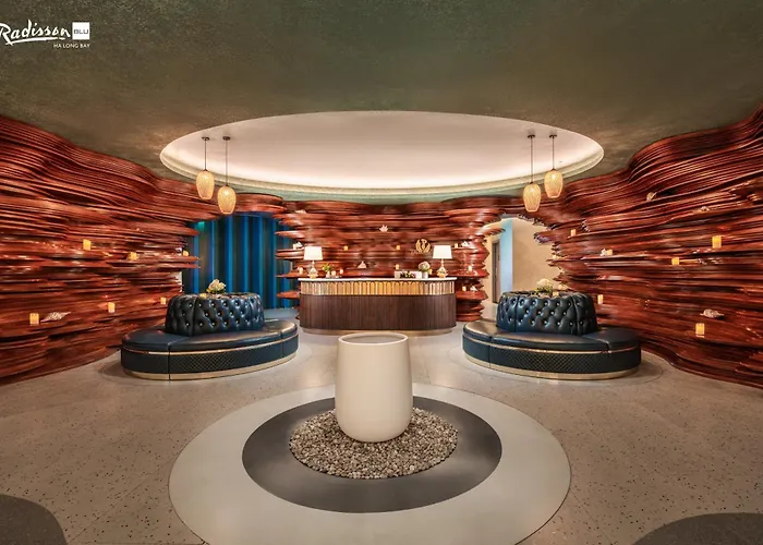 Radisson Blu Bay 5* Hạ Long
