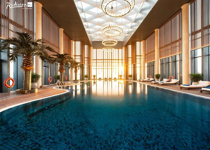 Hotel Radisson Blu Bay 5*