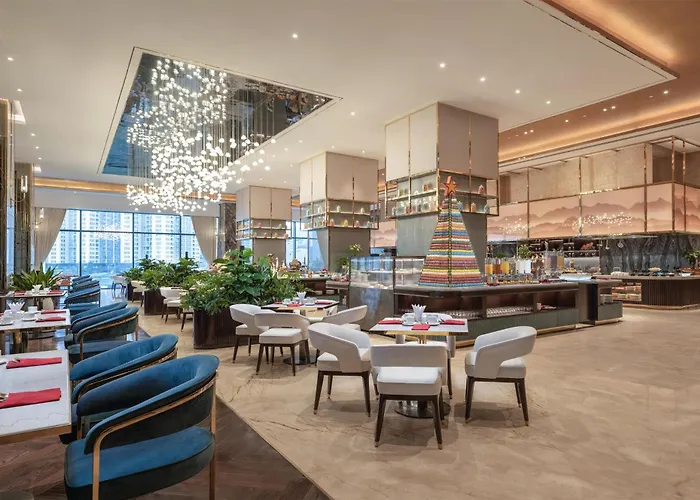 Radisson Blu Bay Khách sạn 5*