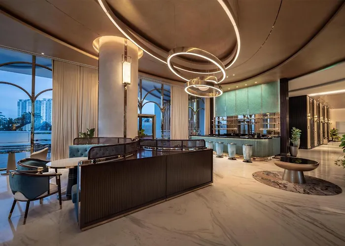 Radisson Blu Bay 5* Hạ Long