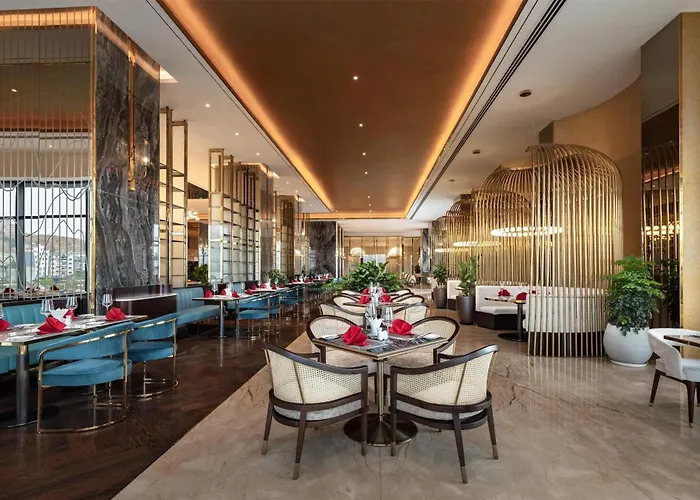 Radisson Blu Bay