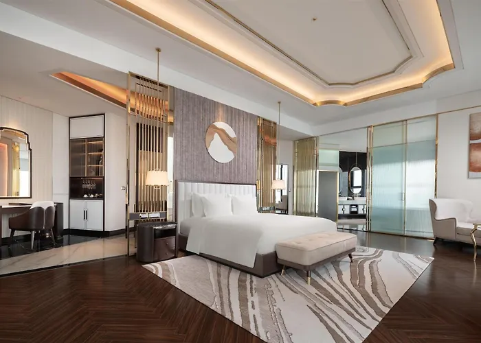 Radisson Blu Bay