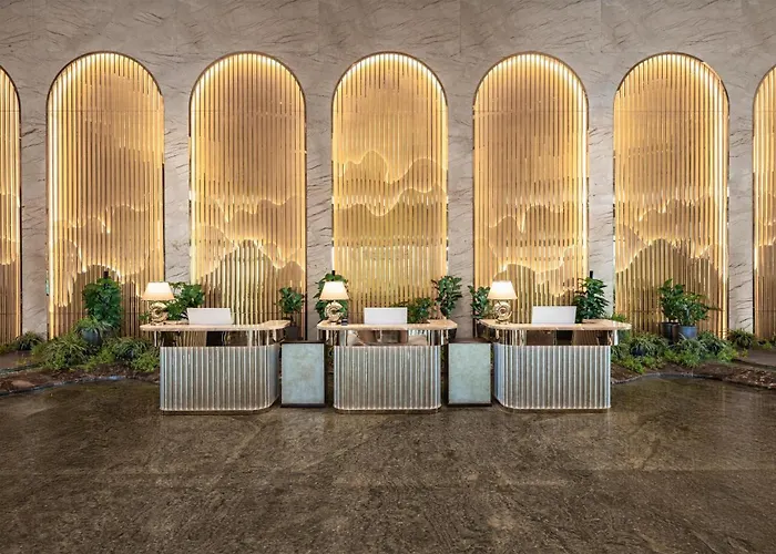 Radisson Blu Bay Khách sạn 5*