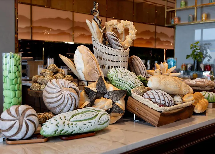 Radisson Blu Bay 5*