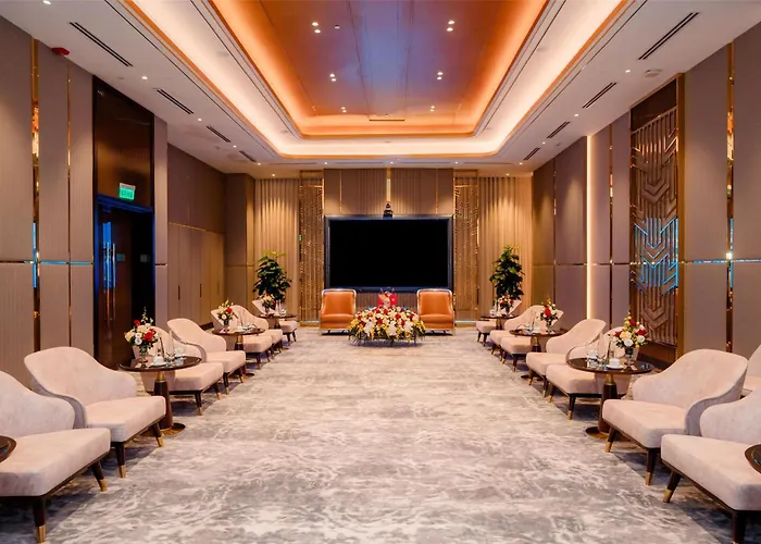 Radisson Blu Bay 5*