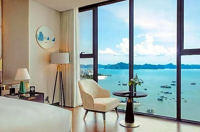 Khách sạn Radisson Blu Bay Hạ Long